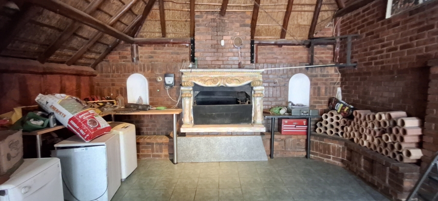 5 Bedroom Property for Sale in Pretoria Gardens Gauteng