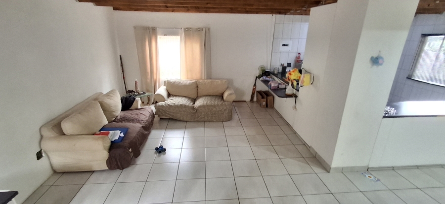 5 Bedroom Property for Sale in Pretoria Gardens Gauteng