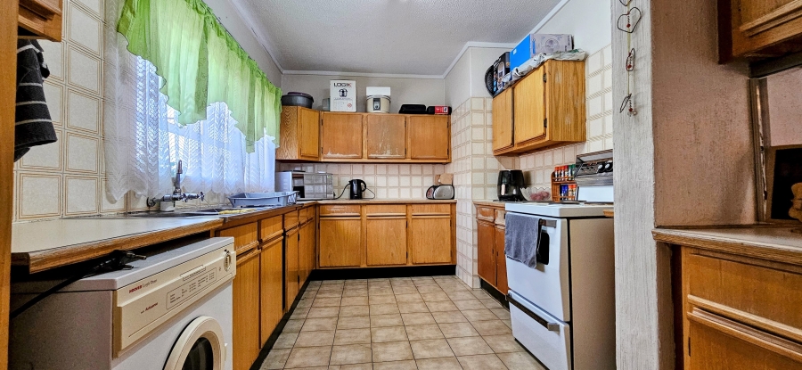 3 Bedroom Property for Sale in Three Rivers Proper Gauteng