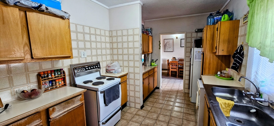 3 Bedroom Property for Sale in Three Rivers Proper Gauteng