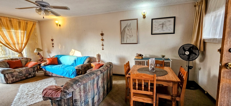 3 Bedroom Property for Sale in Three Rivers Proper Gauteng