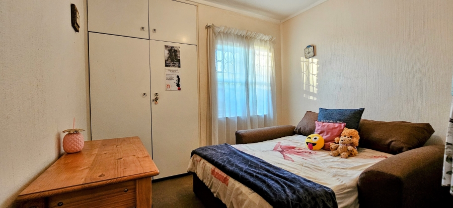 3 Bedroom Property for Sale in Three Rivers Proper Gauteng