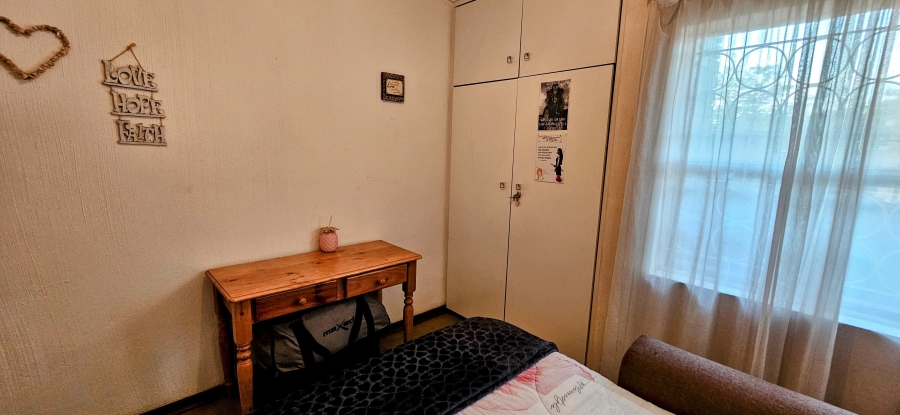 3 Bedroom Property for Sale in Three Rivers Proper Gauteng