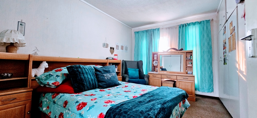 3 Bedroom Property for Sale in Three Rivers Proper Gauteng