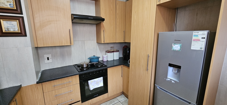 3 Bedroom Property for Sale in Three Rivers Proper Gauteng