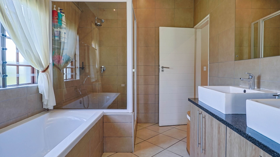 3 Bedroom Property for Sale in Rietvlei Ridge Country Estate Gauteng