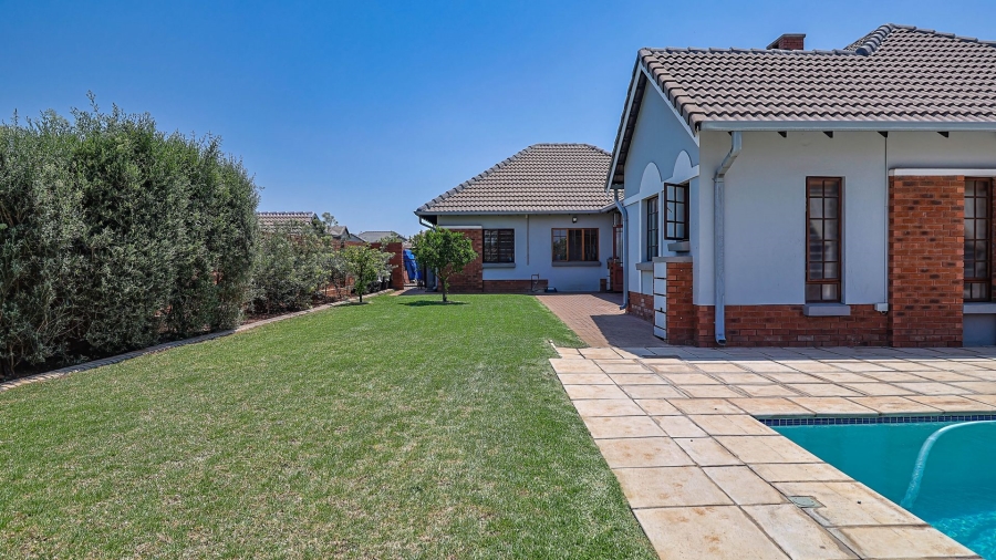 3 Bedroom Property for Sale in Rietvlei Ridge Country Estate Gauteng
