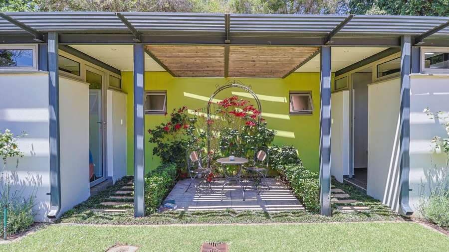 6 Bedroom Property for Sale in Waterkloof Estate Gauteng