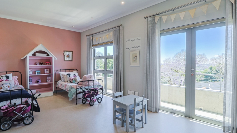 6 Bedroom Property for Sale in Waterkloof Estate Gauteng