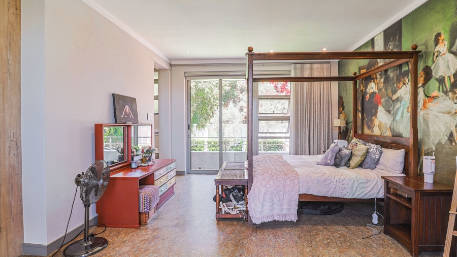 6 Bedroom Property for Sale in Waterkloof Estate Gauteng