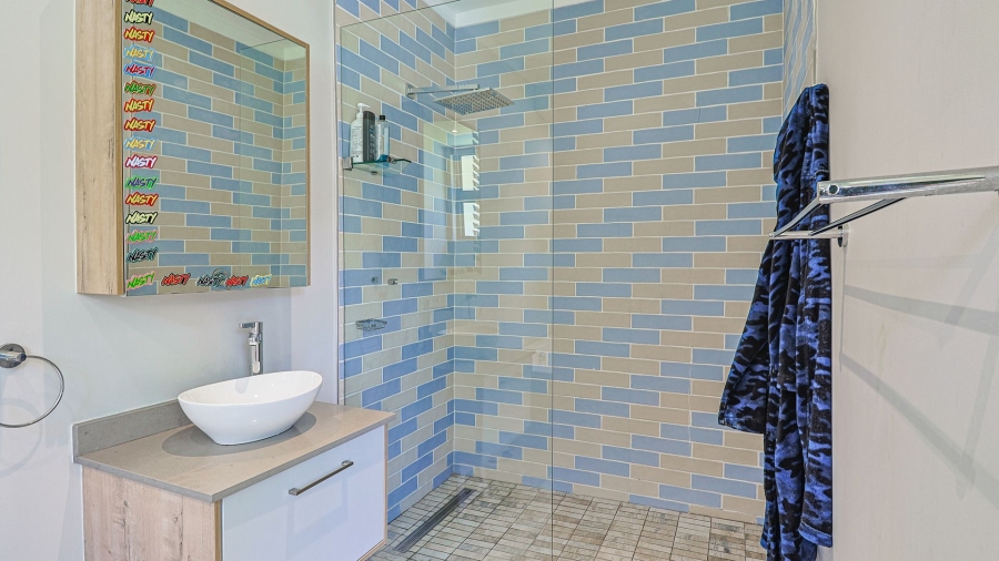 6 Bedroom Property for Sale in Waterkloof Estate Gauteng