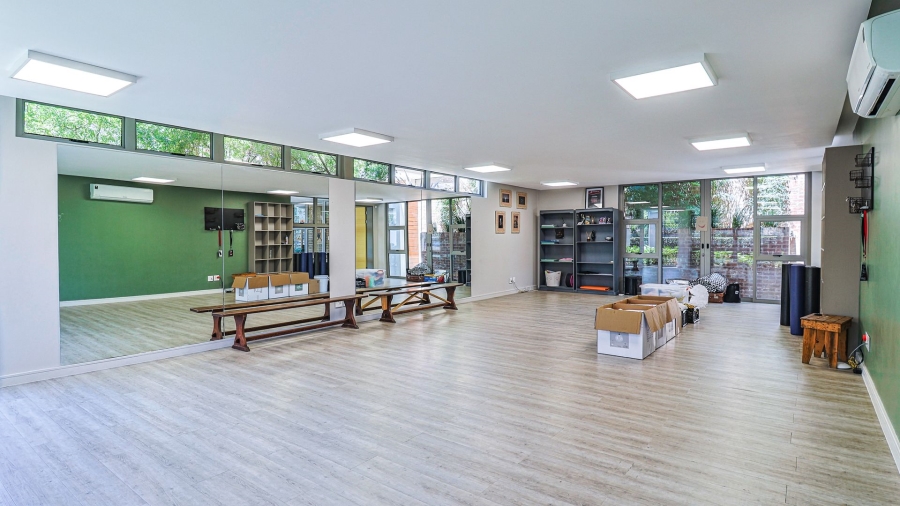 6 Bedroom Property for Sale in Waterkloof Estate Gauteng