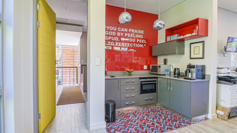 6 Bedroom Property for Sale in Waterkloof Estate Gauteng