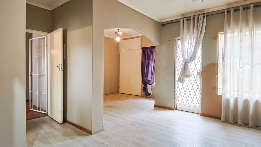 2 Bedroom Property for Sale in Garsfontein Gauteng