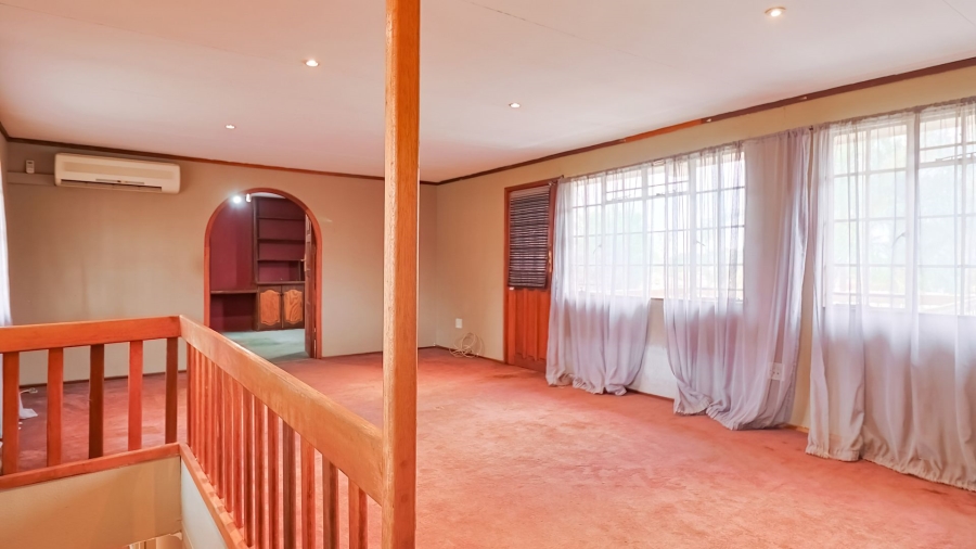 2 Bedroom Property for Sale in Garsfontein Gauteng