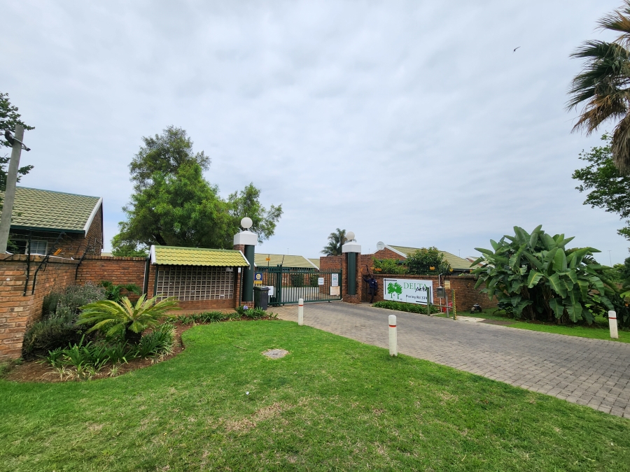 2 Bedroom Property for Sale in Elardus Park Gauteng