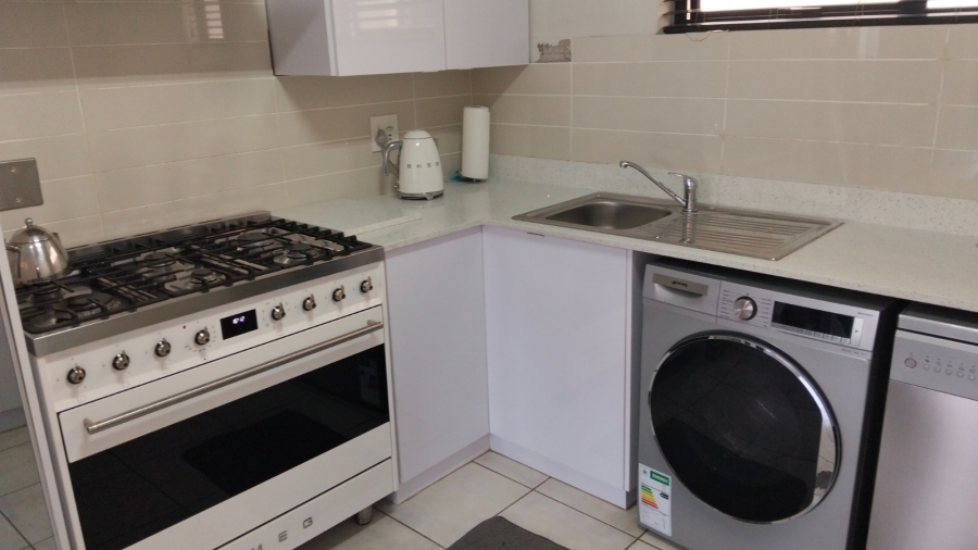 To Let 2 Bedroom Property for Rent in Linbro Park Gauteng