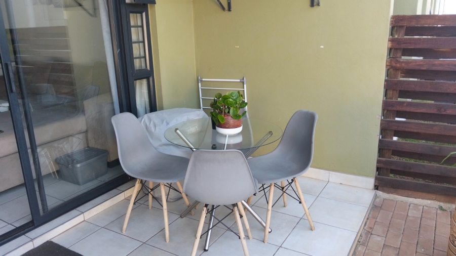 To Let 2 Bedroom Property for Rent in Linbro Park Gauteng