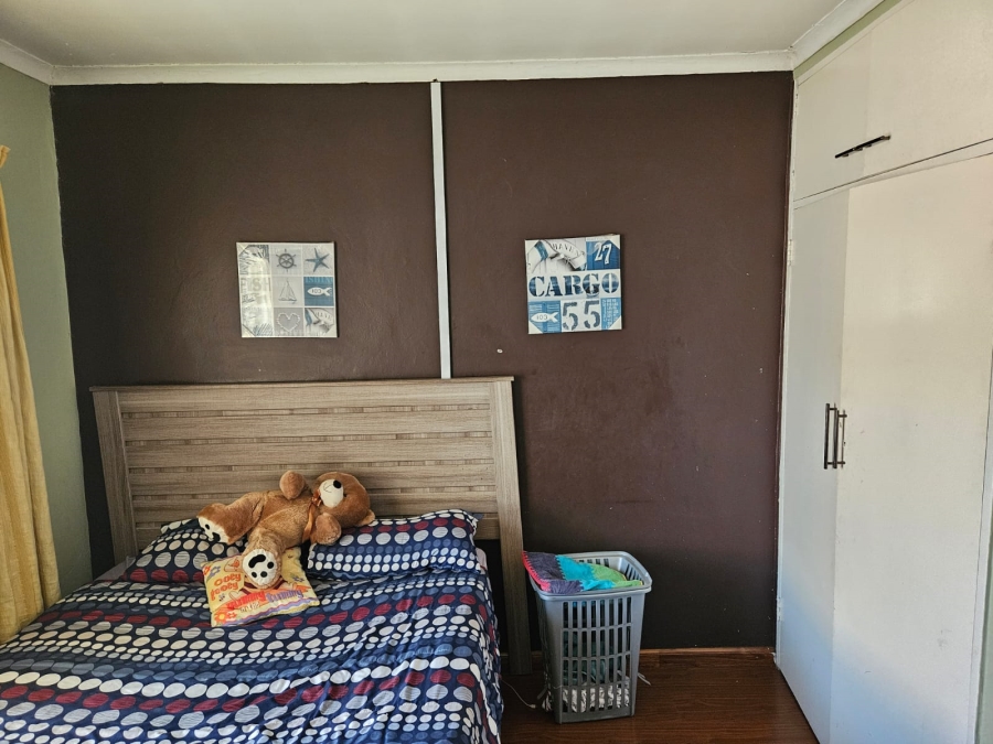 To Let 4 Bedroom Property for Rent in Vanderbijlpark SE 2 Gauteng