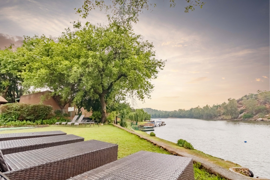 16 Bedroom Property for Sale in Vaaloewer Gauteng