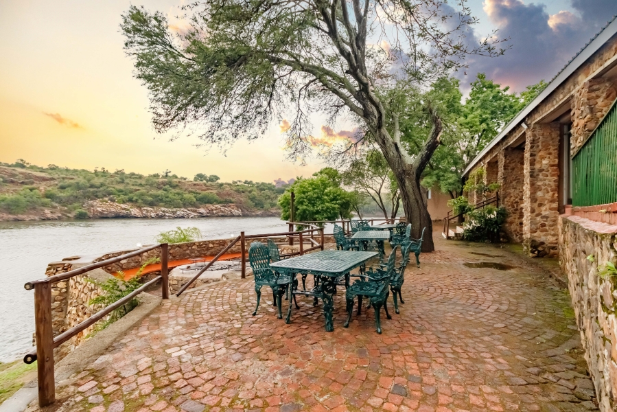 16 Bedroom Property for Sale in Vaaloewer Gauteng