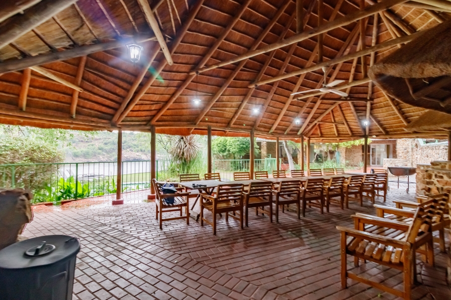 16 Bedroom Property for Sale in Vaaloewer Gauteng