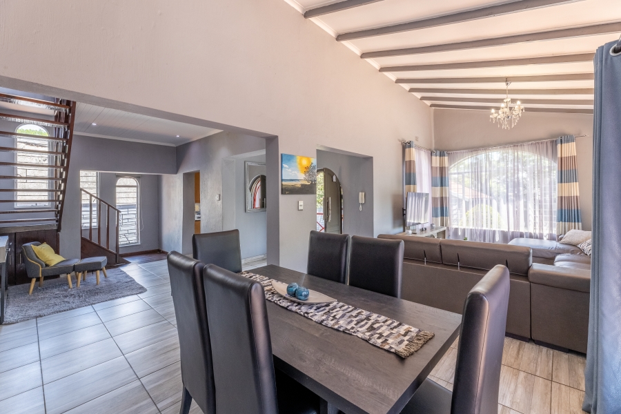 3 Bedroom Property for Sale in Buccleuch Gauteng