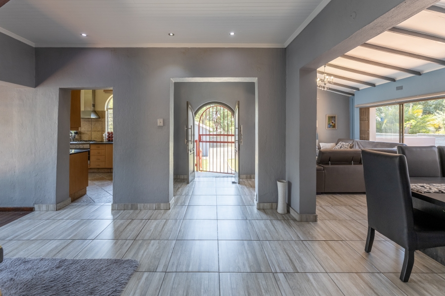 3 Bedroom Property for Sale in Buccleuch Gauteng