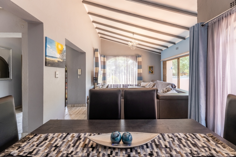 3 Bedroom Property for Sale in Buccleuch Gauteng