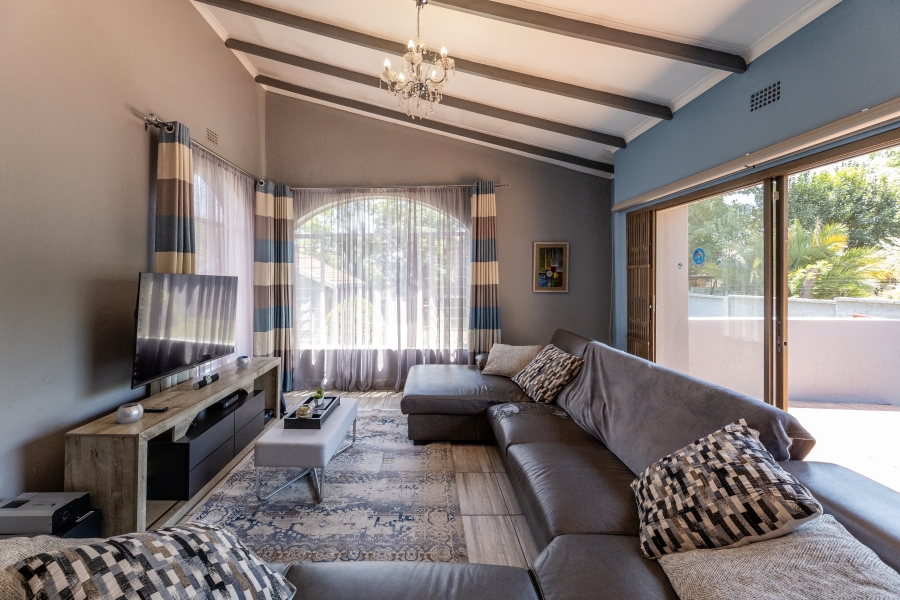 3 Bedroom Property for Sale in Buccleuch Gauteng