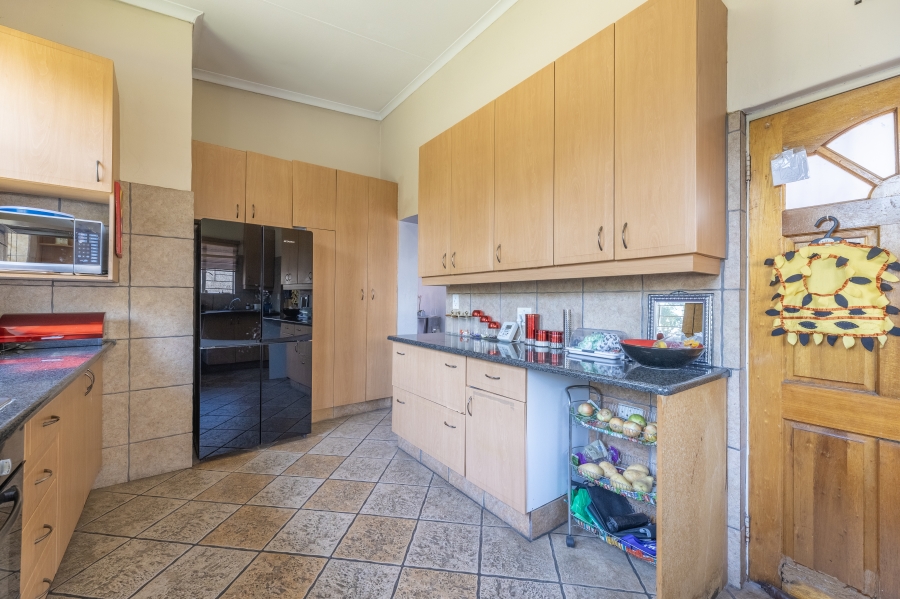 3 Bedroom Property for Sale in Buccleuch Gauteng