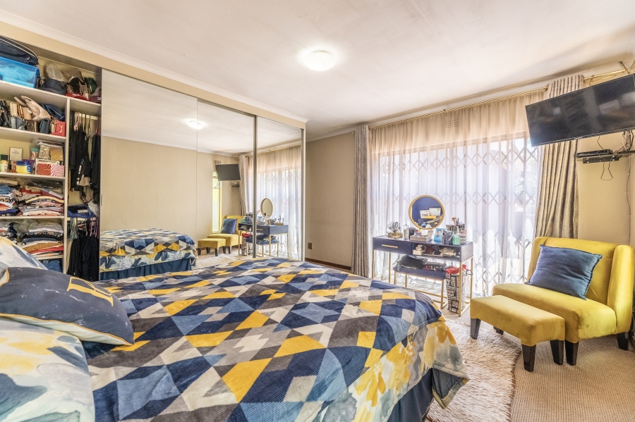 3 Bedroom Property for Sale in Buccleuch Gauteng