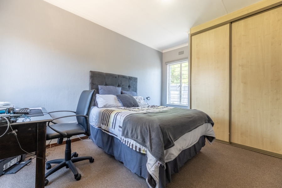 3 Bedroom Property for Sale in Buccleuch Gauteng