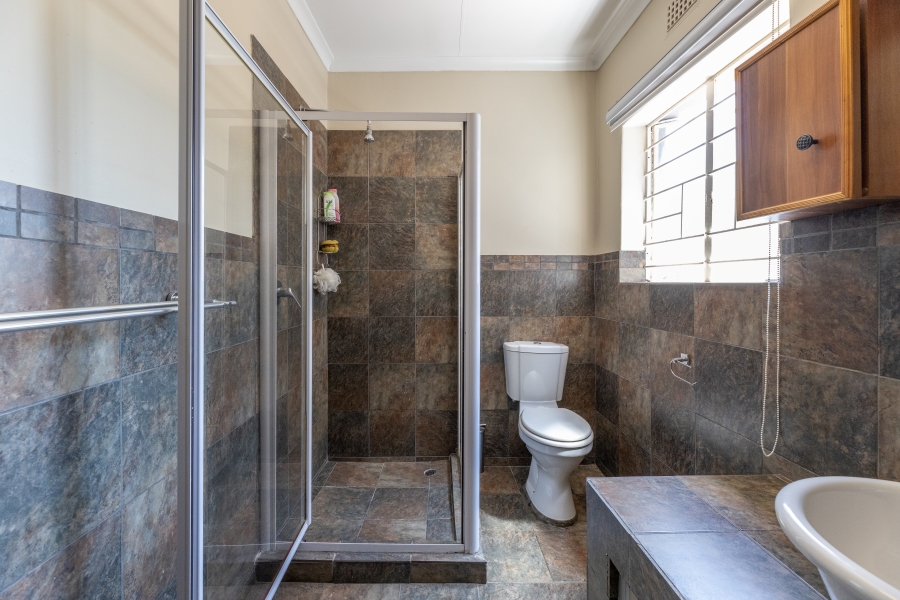 3 Bedroom Property for Sale in Buccleuch Gauteng