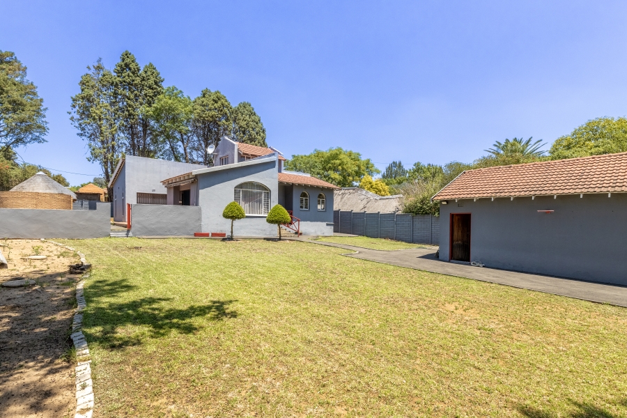 3 Bedroom Property for Sale in Buccleuch Gauteng