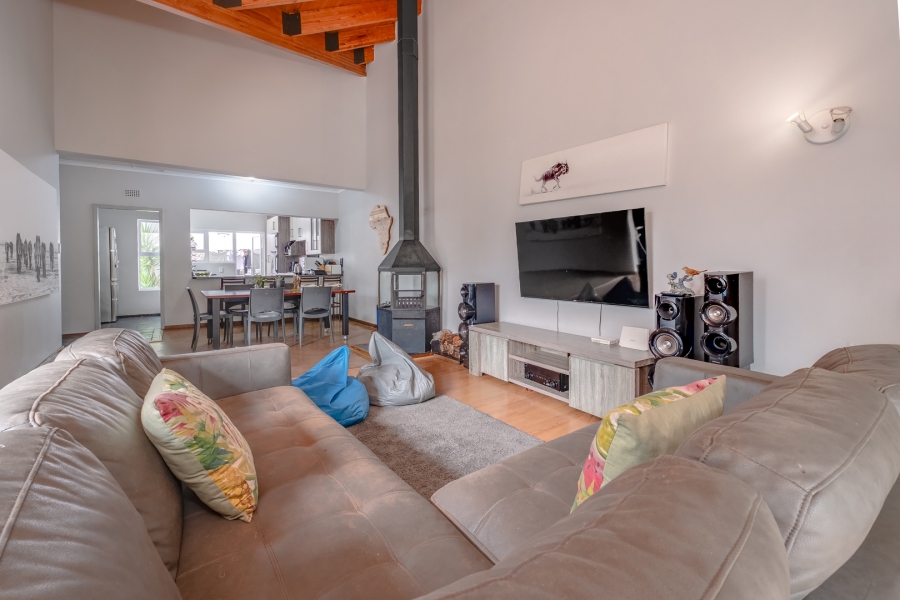 3 Bedroom Property for Sale in Lonehill Gauteng