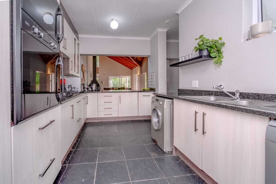 3 Bedroom Property for Sale in Lonehill Gauteng