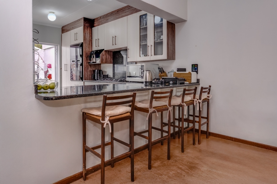 3 Bedroom Property for Sale in Lonehill Gauteng