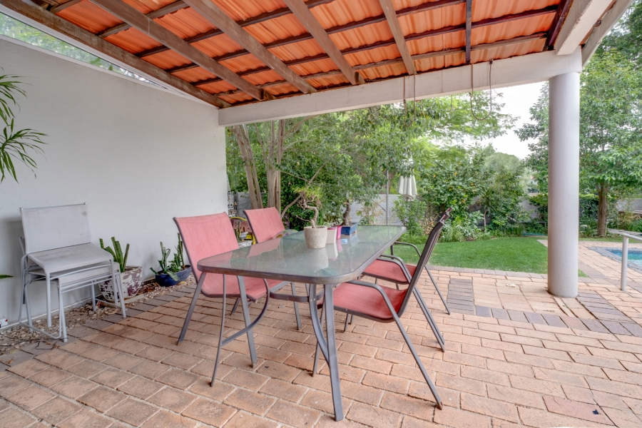 3 Bedroom Property for Sale in Lonehill Gauteng