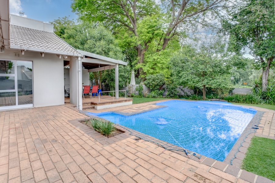 3 Bedroom Property for Sale in Lonehill Gauteng