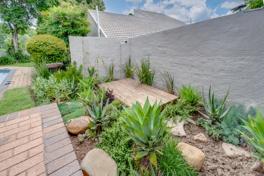 3 Bedroom Property for Sale in Lonehill Gauteng