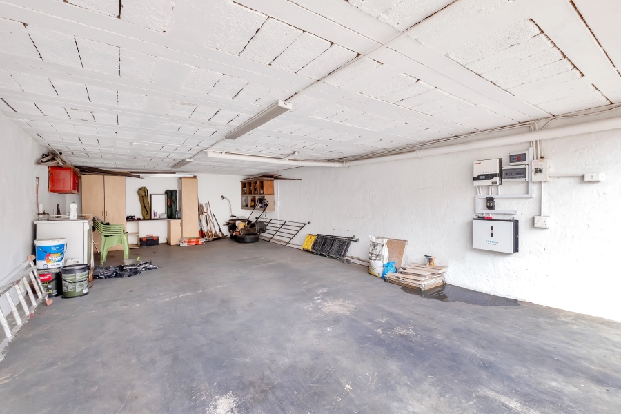 3 Bedroom Property for Sale in Linden Gauteng