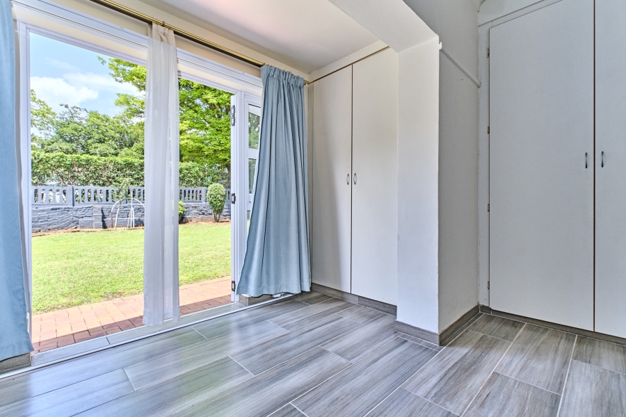 4 Bedroom Property for Sale in Lakeside Gauteng