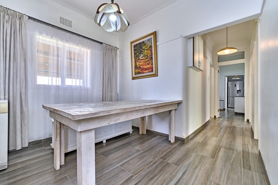 4 Bedroom Property for Sale in Lakeside Gauteng