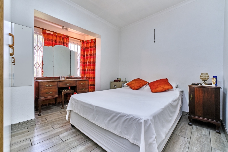 4 Bedroom Property for Sale in Lakeside Gauteng