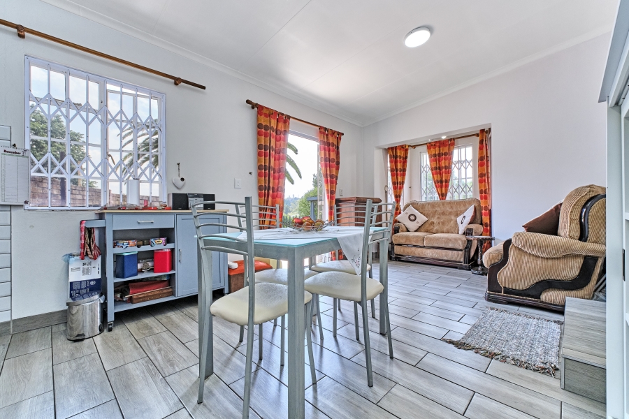 4 Bedroom Property for Sale in Lakeside Gauteng