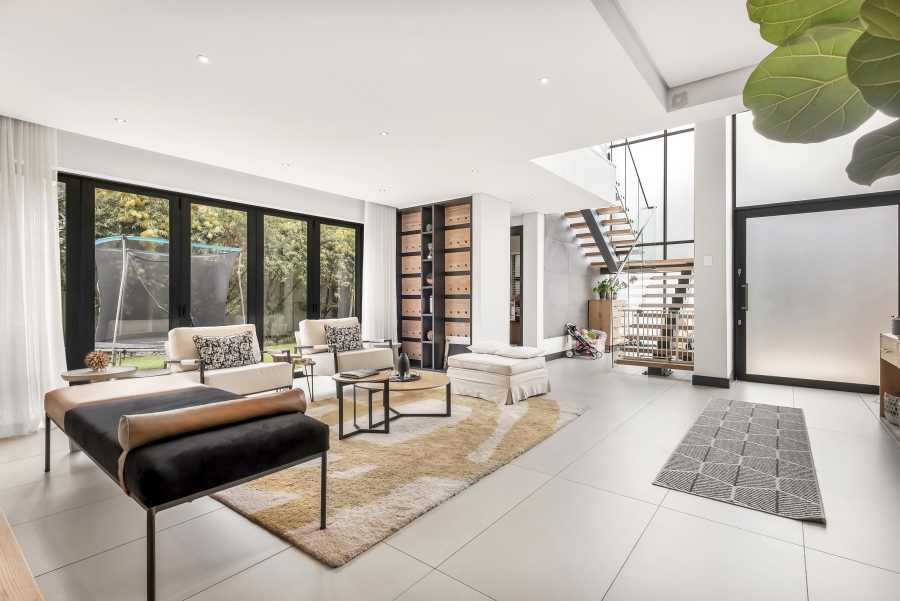 4 Bedroom Property for Sale in Atholl Gauteng