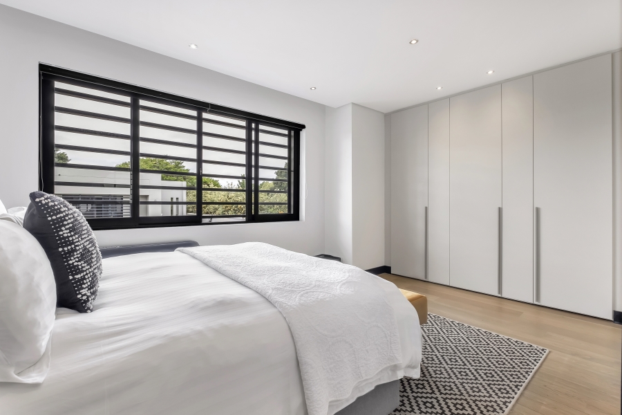 4 Bedroom Property for Sale in Atholl Gauteng