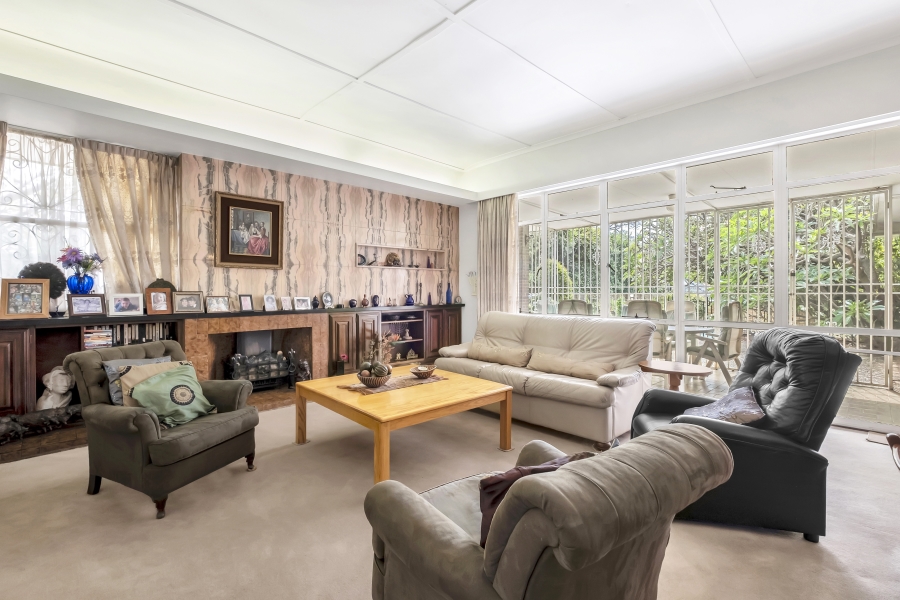 4 Bedroom Property for Sale in Greenside Gauteng