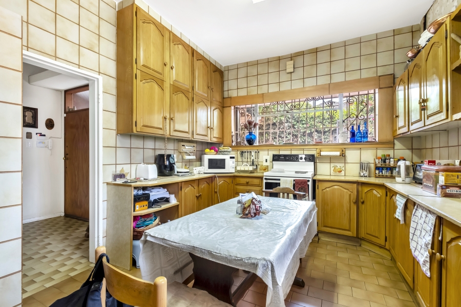 4 Bedroom Property for Sale in Greenside Gauteng